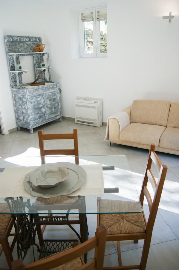 Secret Gardens Bed and Breakfast Borgomaro Εξωτερικό φωτογραφία